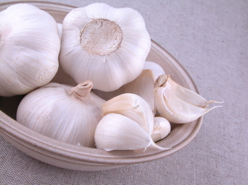 .. .. garlic.jpg